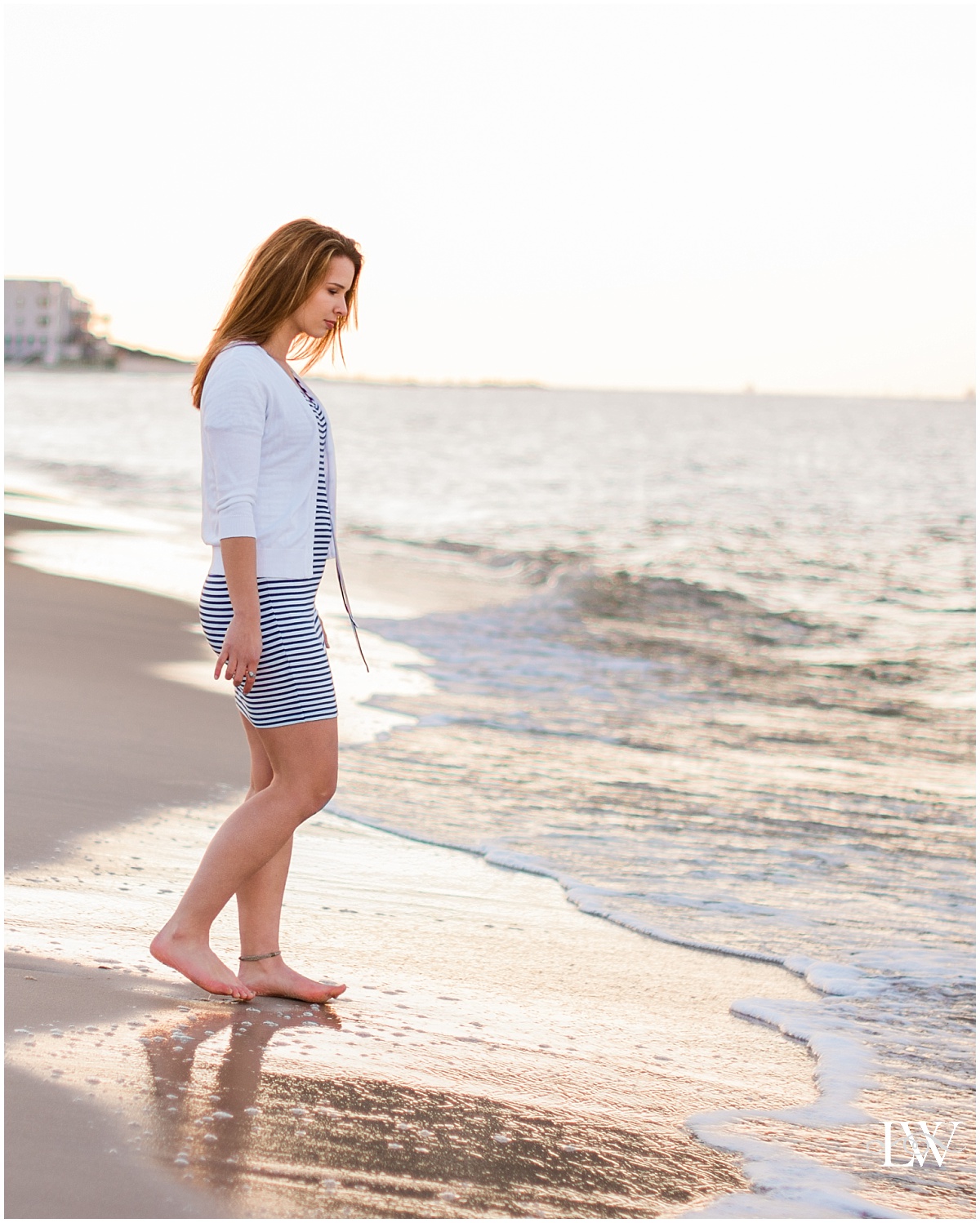 Beautiful girl at the beach | Wesleyan University Graduation in Virginia Beach by Photographer Laura Walter