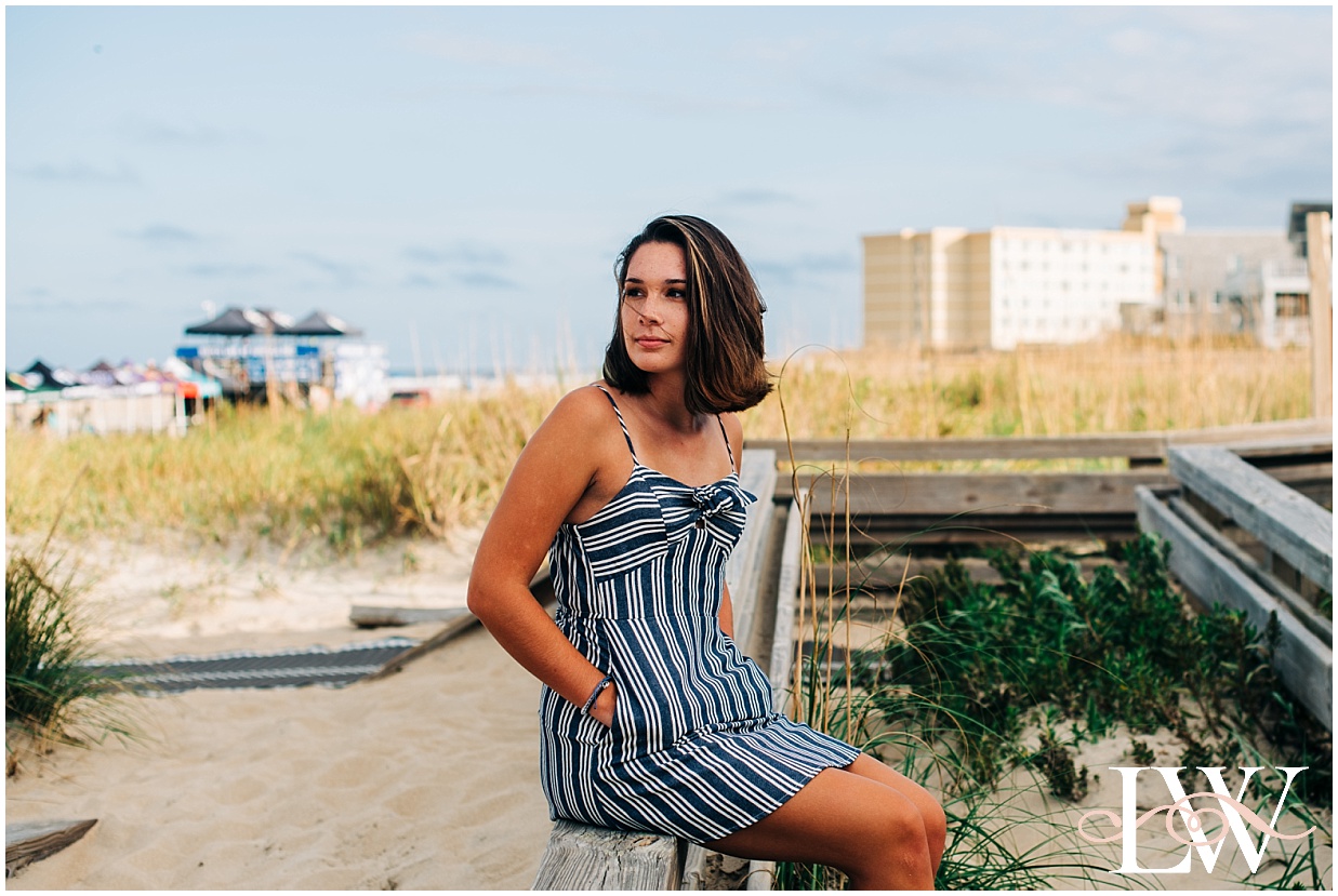 Girl at the beach | Outer Banks Senior Casuals at Jocky's Ridge and Jennettes Pier | Photos by Laura Walter Photography