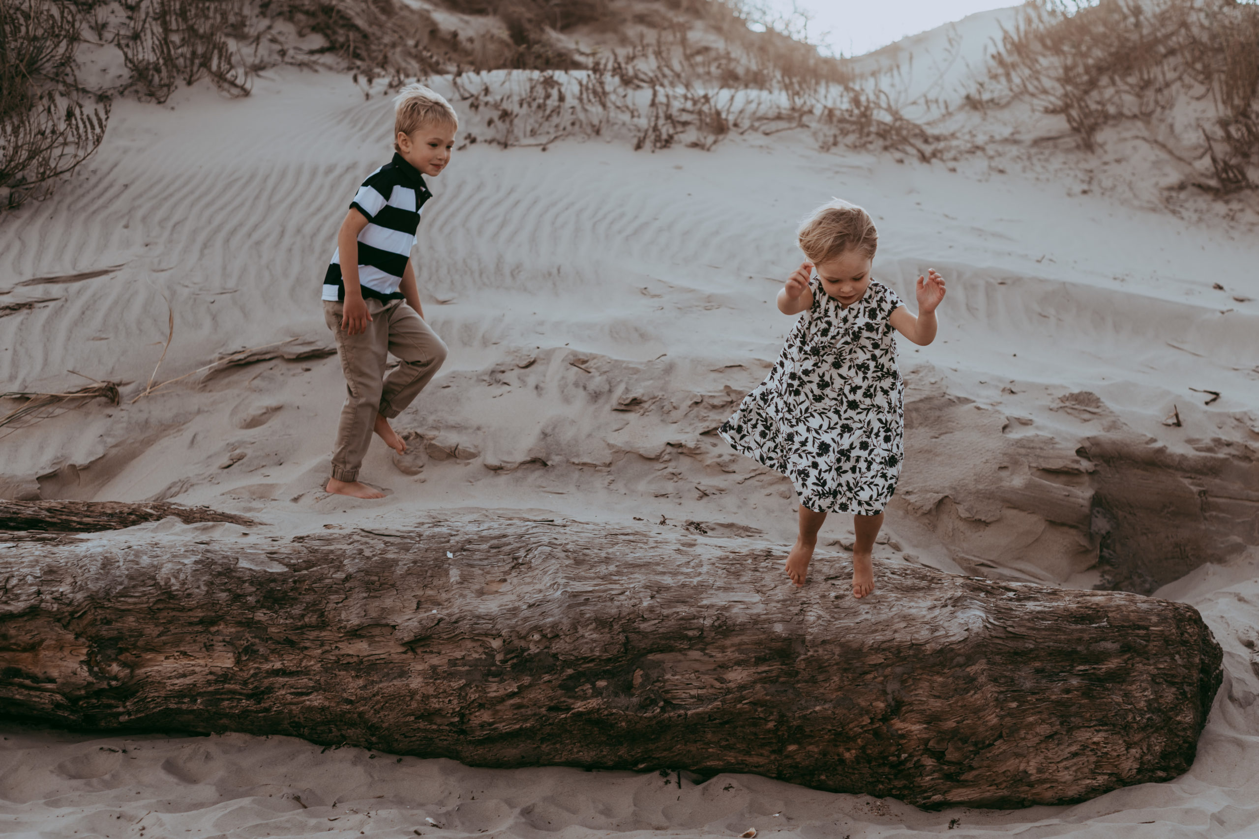 Outer Banks fun and natural family photographer Laura Walter